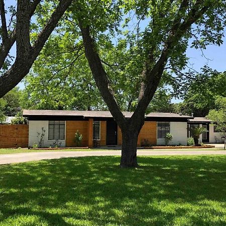 Mid Century Modern Beauty San Antonio Exterior photo
